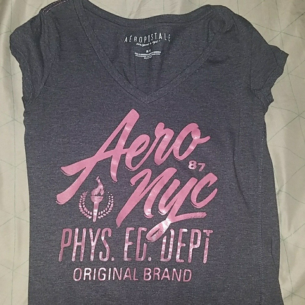 Grey t-shirt